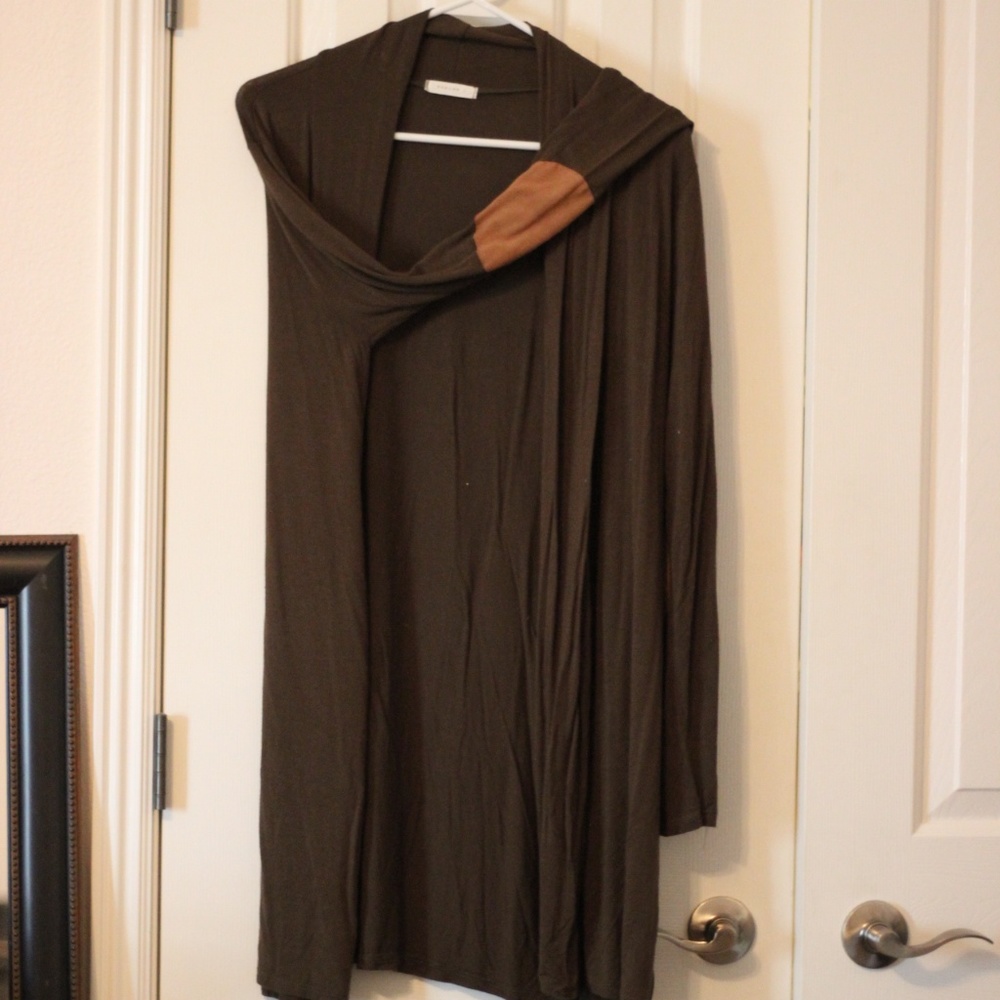 Dark Green/ brown cardigan size Large